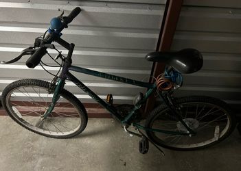 Free Men's / Boys Mountain Bike for 🚩low income / homeless only