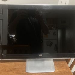 21 Inch HP 2210m Monitor