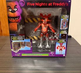 Five Nights at Freddy Classic Foxy with Office Set