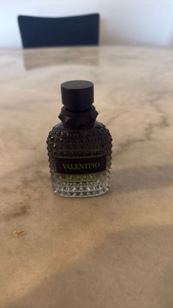 Valentino Born in Roma Cologne