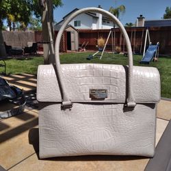 Large Kate Spade Handbag