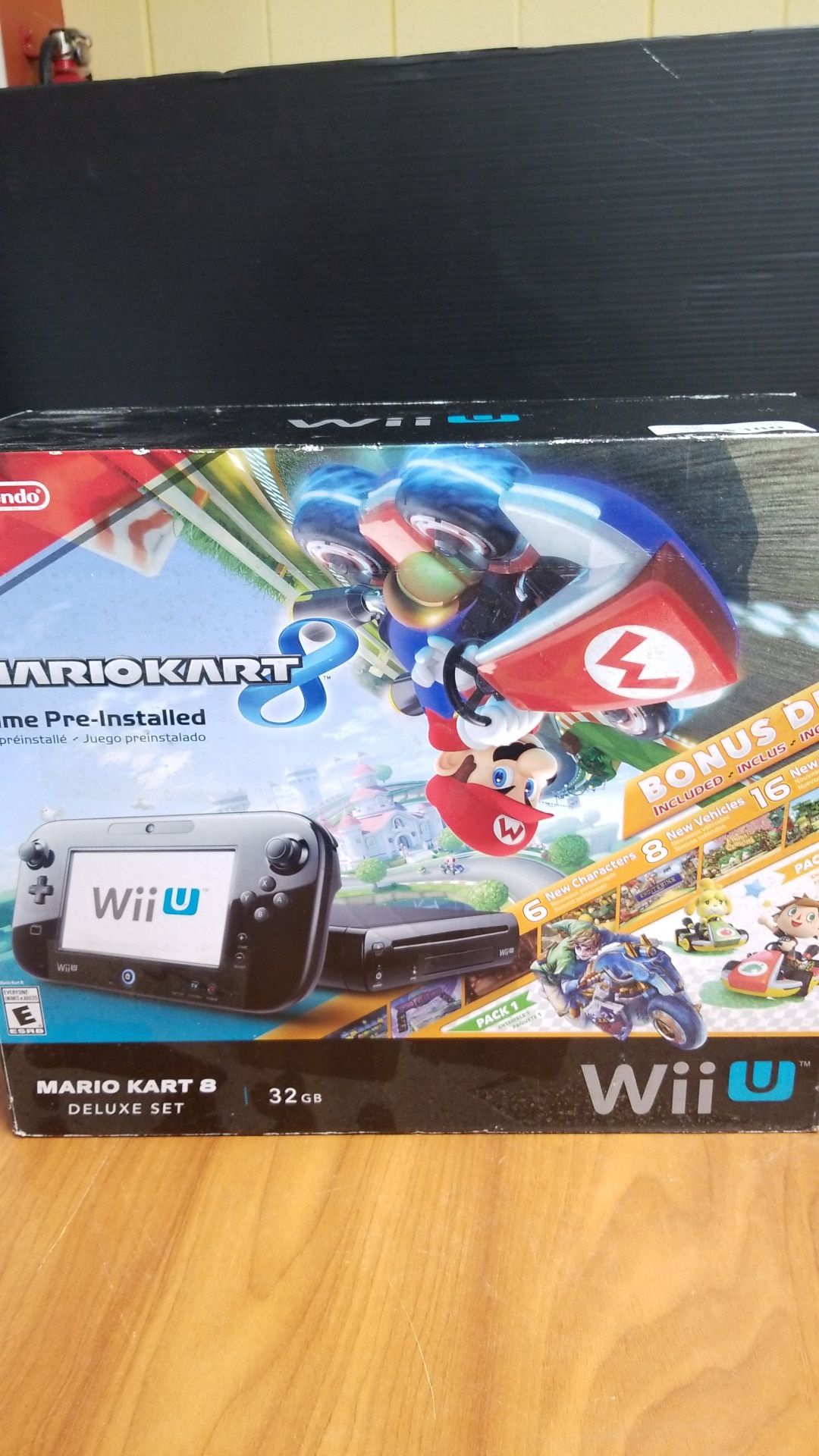 Nintendo Wii U Bundle, Brand New Mario 8 Deluxe Set Edition, Black Console, 32GB