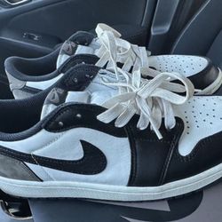 Jordan 1 Low Mocha