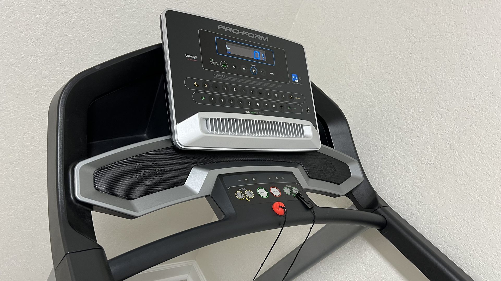 ProForm - 505 CST Treadmill - Black