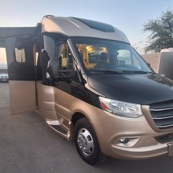 2020 Regency RV Ultra Brougham TB