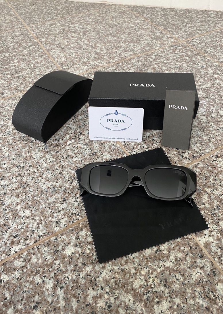 Prada Sunglasses Unisex 49 mm Black/Dark Grey Lens PR17WS (ACCEPTING ALL OFFERS) 