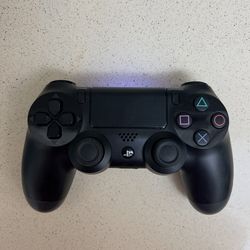 PlayStation 4 Controller