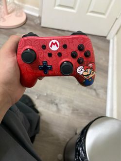 Nintendo switch Marion and Yoshi controllers