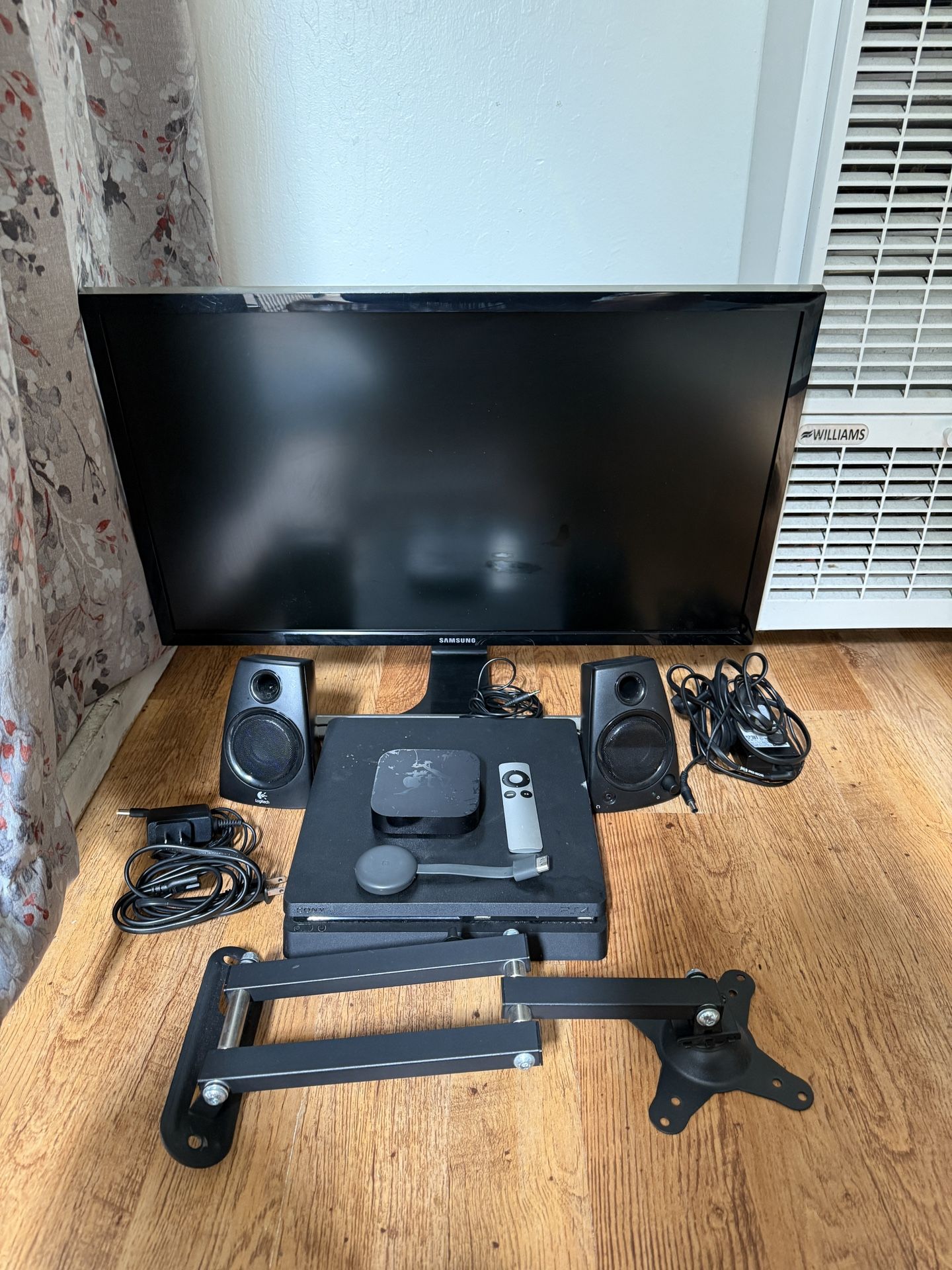 4K Monitor Bundle