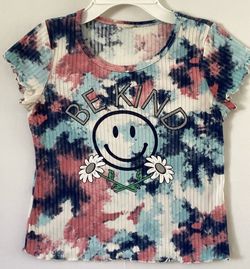Girl’s  T-shirt Sz 9-10 y.o.