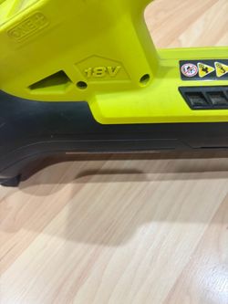 18V cordless battery-powered leaf blower (90 MPH, 250 CFM) comes with battery and charger
