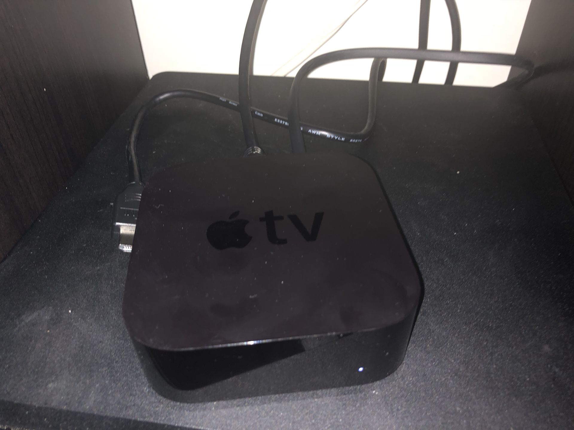 Apple TV 4th generation with replacement remote