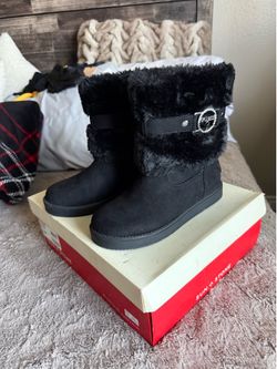 Guess Black Fur Boots