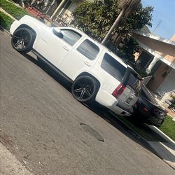 2007 Gmc Yukon 5.3 110,000 Miles