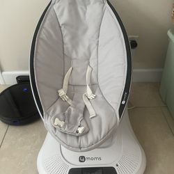 4moms MamaRoo Baby Swing