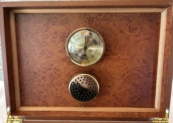 Burl-wood Cigar Humidor