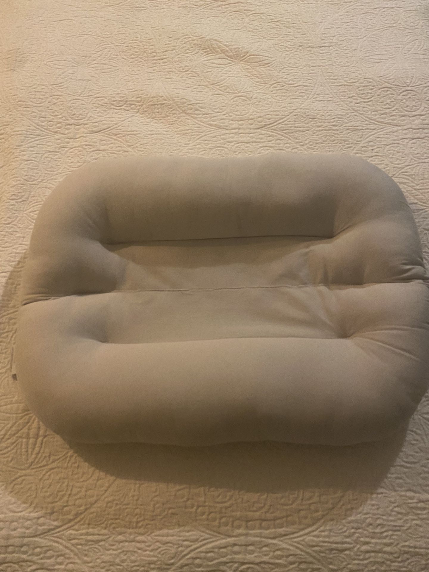 Snuggle Me Infant Lounger