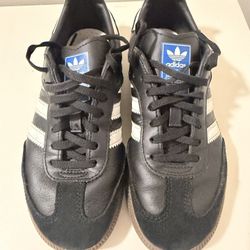 Kids Black Sambas Size 1Y 