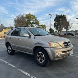 2005 KIA Sorento