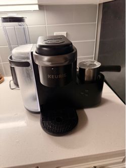 Keurig Coffee Maker and Milk Frother