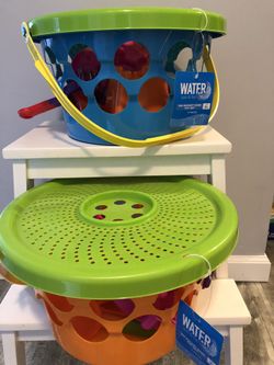 $12 Sand bucket 2 sets it’s all brand new and pick up Gahanna