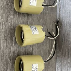 600V  2000W Light Sockets