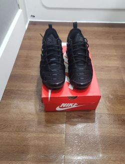 Nike vm black