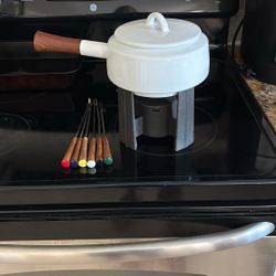 Fondu Pot White 