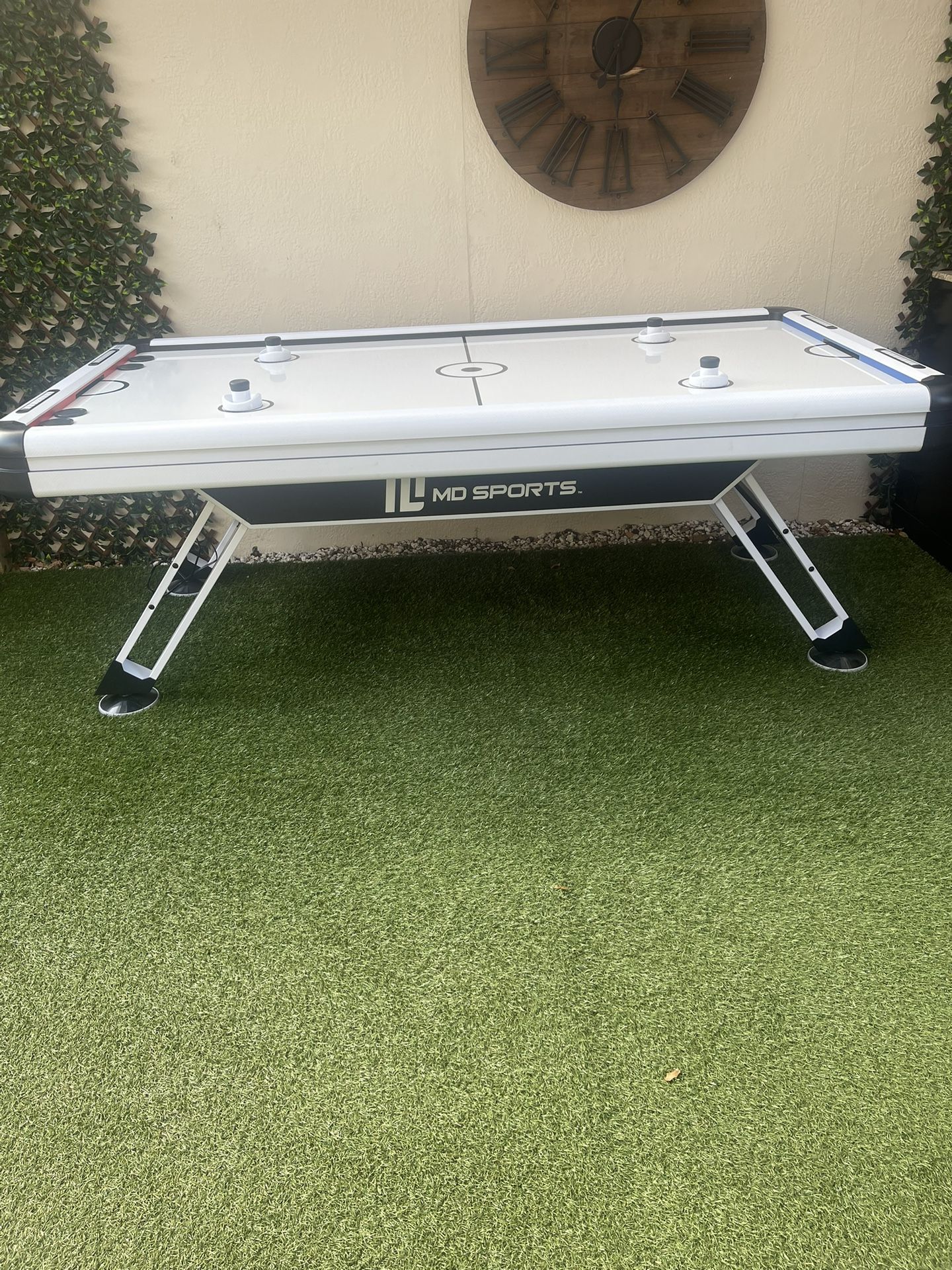 Air Hockey Table