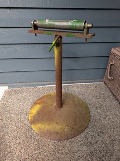 Heavy-Duty Vintage Roller Stand – Adjustable Shop Support