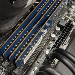 Micron 64GB (4×16GB) DDR4 2666MHz Desktop RAM 