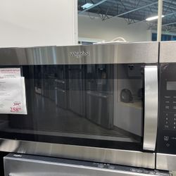 1.7 Cu. Ft. Microwave • 1.7 Cu. Ft. Capacity • Microwave Presets • Electronic Touch Controls • Dishwasher-Safe Turntable Plate • 2-Speed, 300 CFM Moto