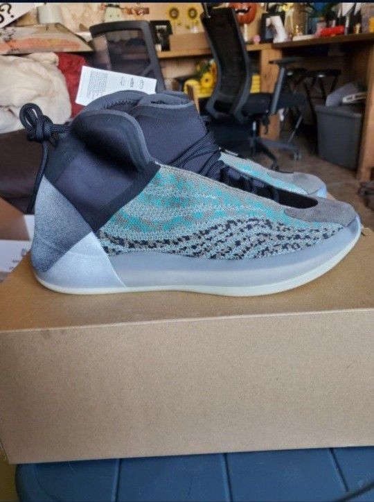 Adidas Yeezy Boost Quantum Teal Blue Size