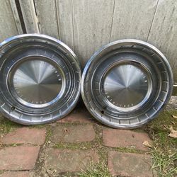 Lincoln Continental 1962 Hubcap 