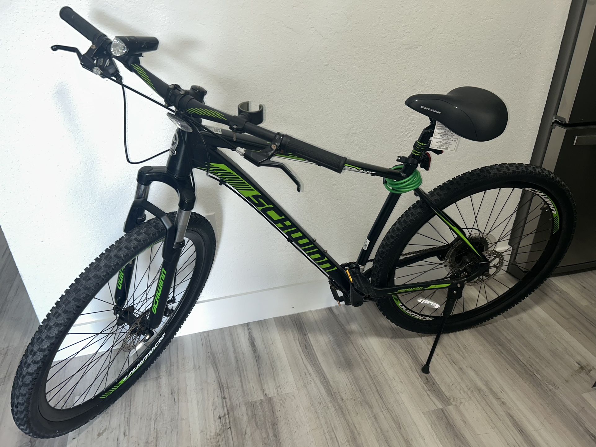 Schwinn boundary 7 Speed