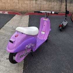 I’m Selling Razon Kiki THER IS NO CHARGER