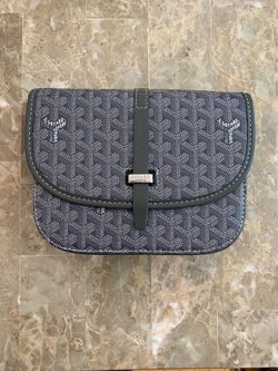 Gray man hand bag