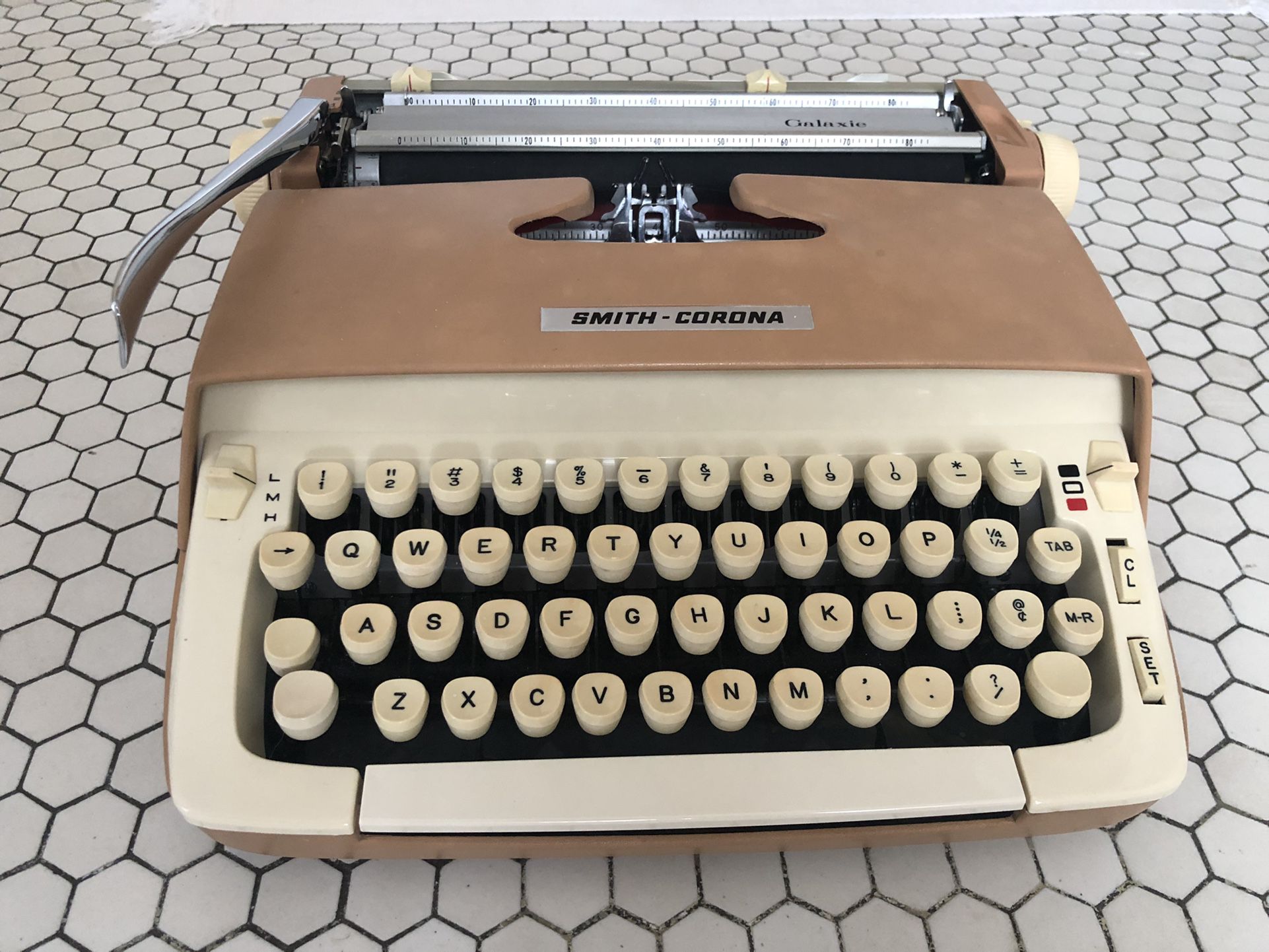 Smith Corona Galaxie Manual Typewriter