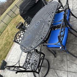 Patio Table And Chairs 