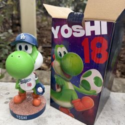 Yoshi Bobblehead! Dodger Stadium Giveaway 