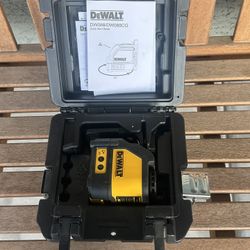 DEWALT Green  Laser Level