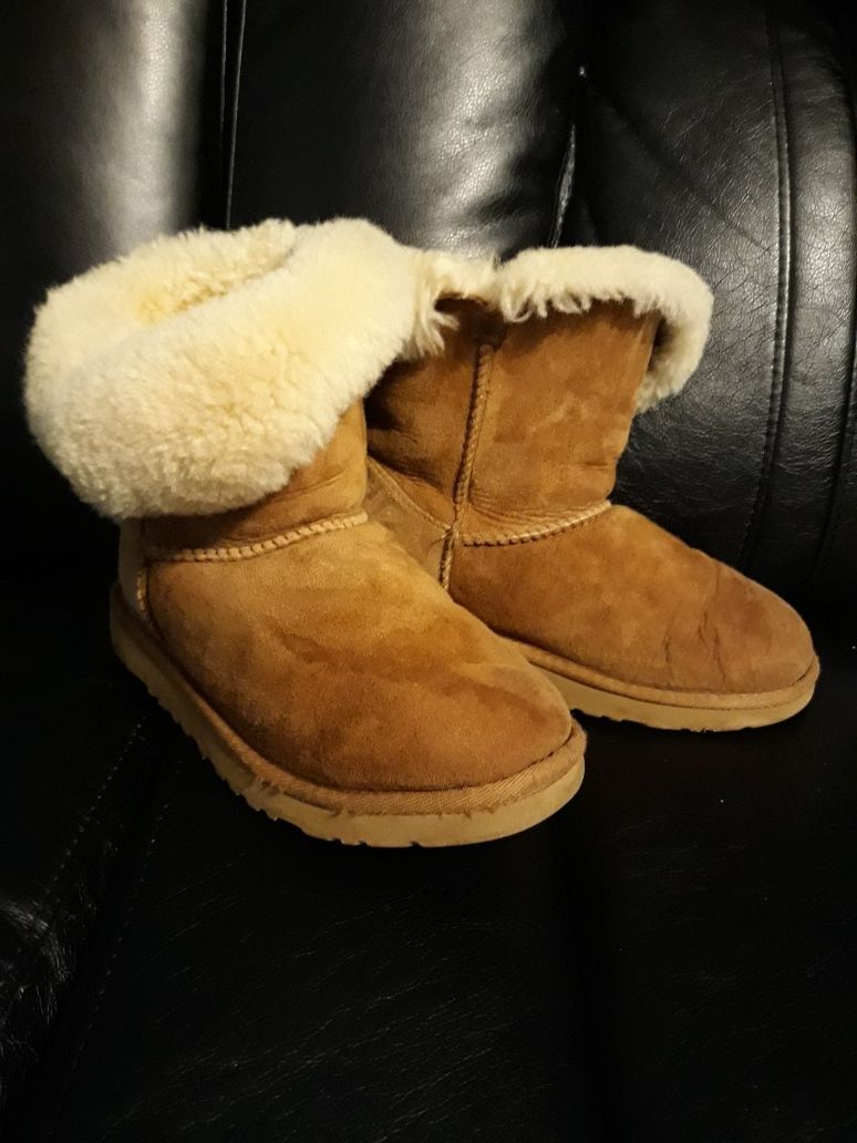 Boots UGG