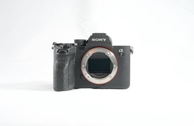 Sony A7IV full frame mirrorless camera