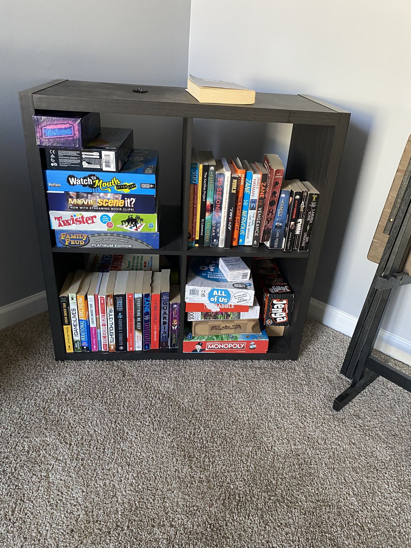 4 Cube Bookshelf/ Organizer