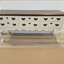 Credenza