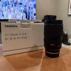 |MAKE OFFER| Tamron 17-70 f/2.8 Di III-A VC RXD| LIKE NEW