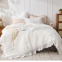 White Comforters Queen Size, 3 Pieces