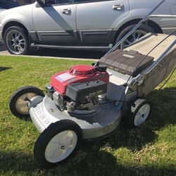 HONDA GAS 21-IN LANW MOWER 