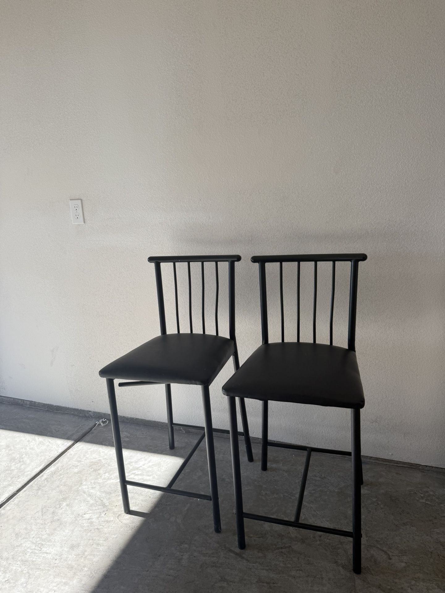 2 Black Chairs