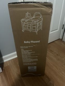 Baby Bassinet / Changing Table/ Play Yard